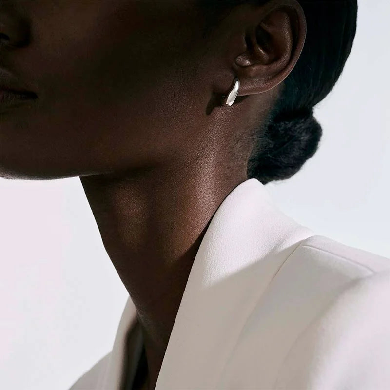 John Hardy Earrings EB901123 Model2