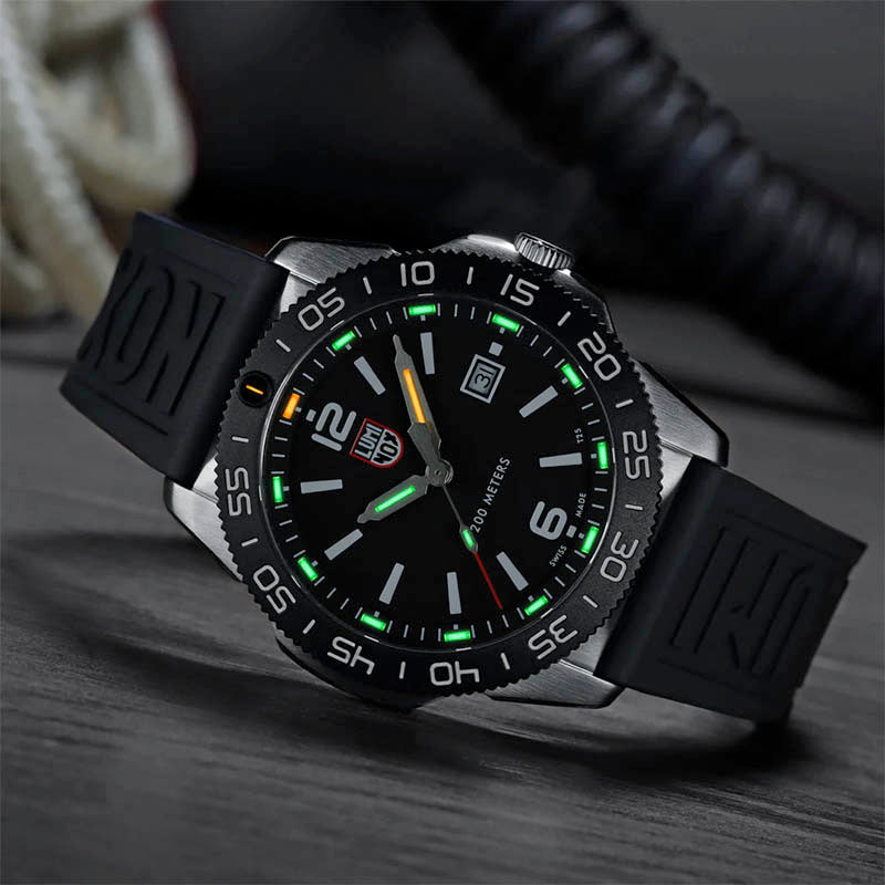 Luminox Pacific Diver 44 3121.1