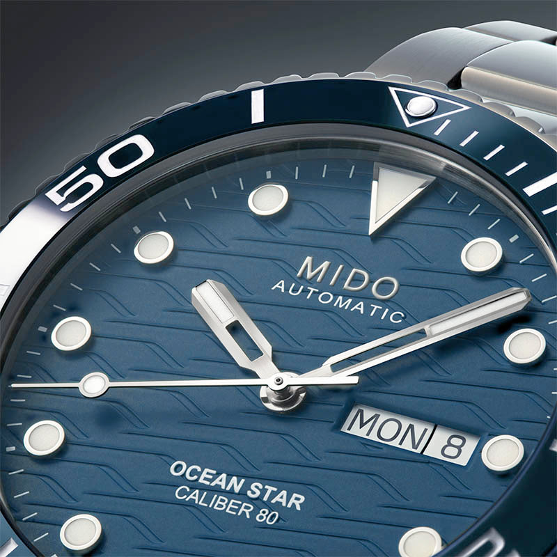 MIDO Ocean Star 200C 42.5 M0424301104100