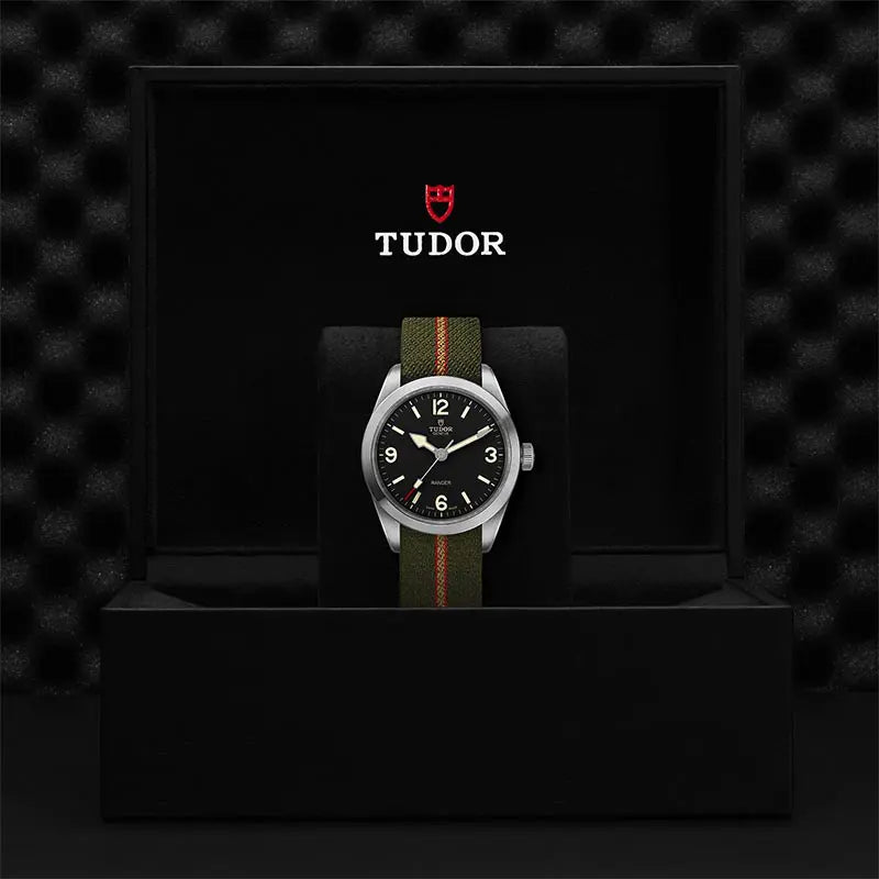 Tudor Ranger M79950 0003 2