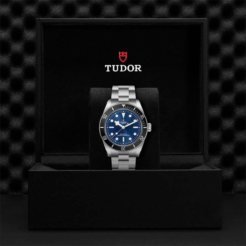 TUDOR Black Bay 68 43 M7943A1A0NU-0001