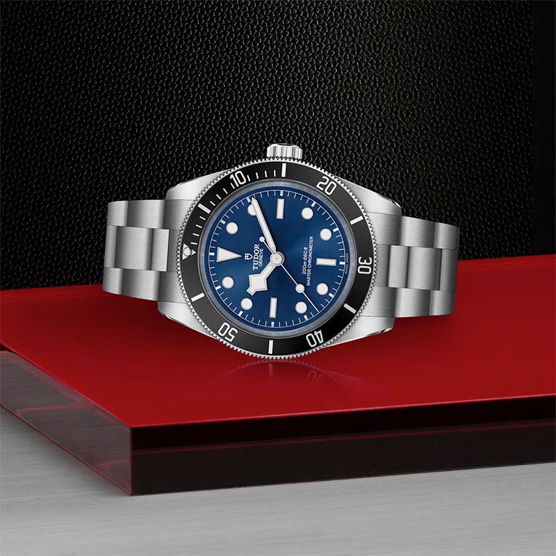 TUDOR Black Bay 68 43 M7943A1A0NU-0001