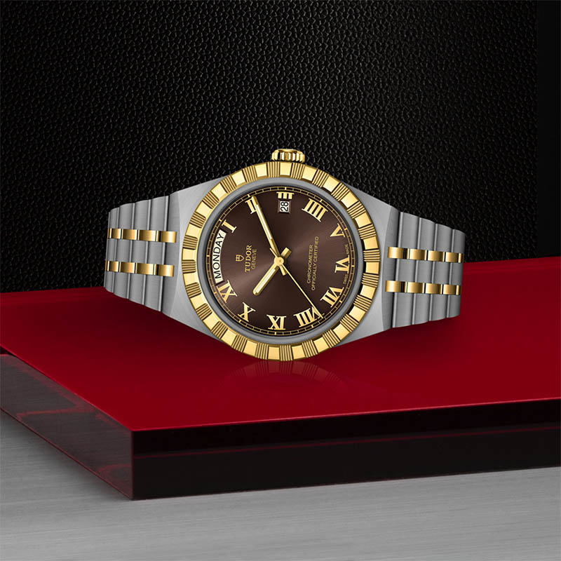 TUDOR Royal 40 M2840D1A3-0001