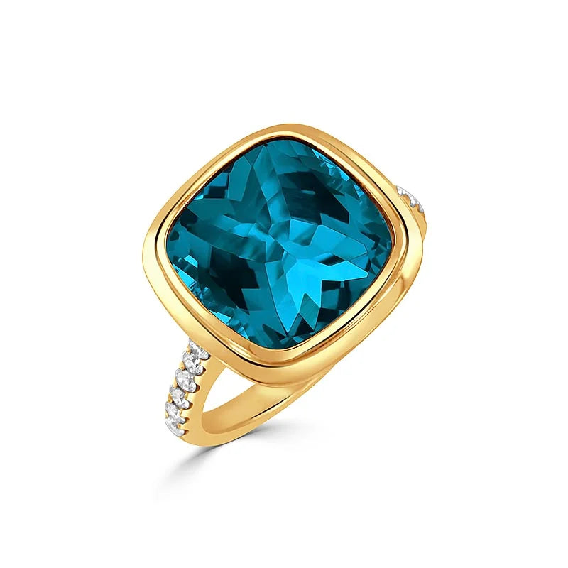 Doves Yellow Gold London Blue Topaz & Diamond Ring