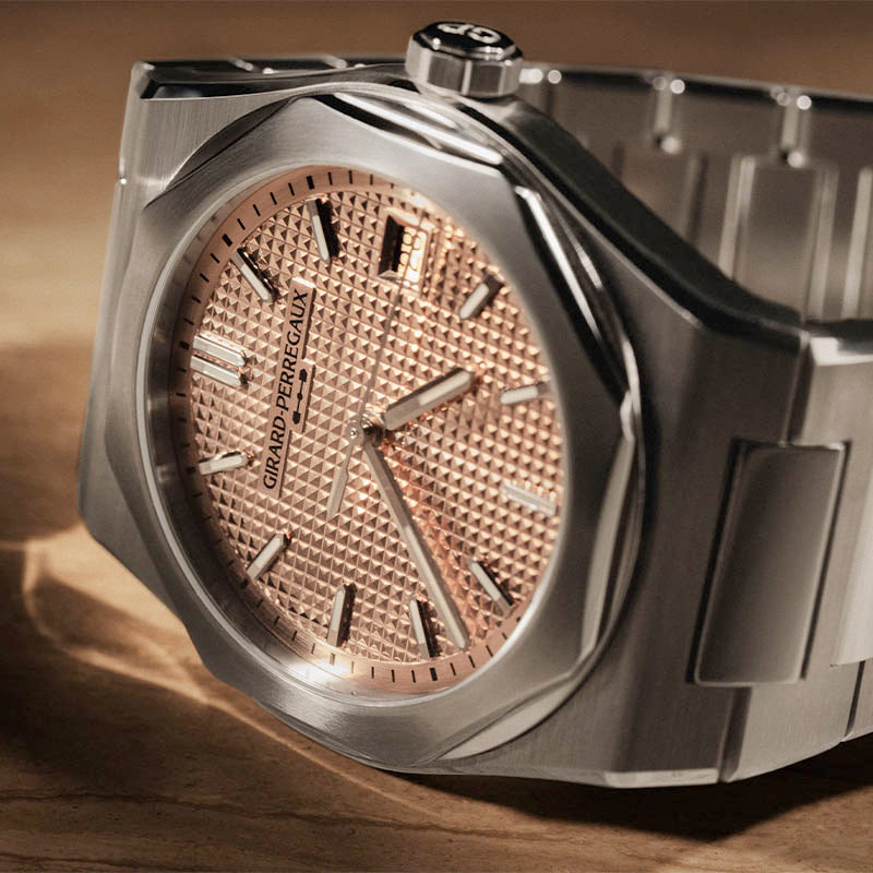 Girard-Perregaux Laureato Fifty 39 81008-11-3627-1CM