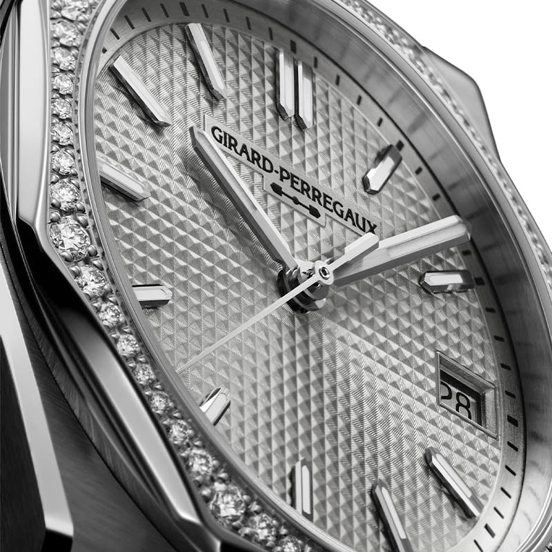 Girard-Perregaux Laureato Fifty 36 81006-11S3597-1CM