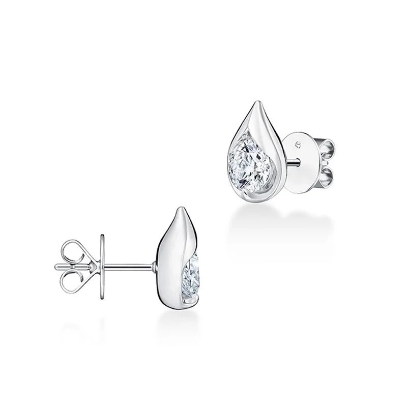 Hearts on Fire LU Droplet White Gold  Diamond Earrings