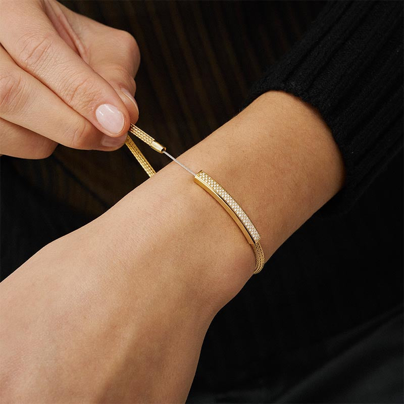 Jörg Heinz Yellow Gold & Diamond Infinity Flex Bracelet