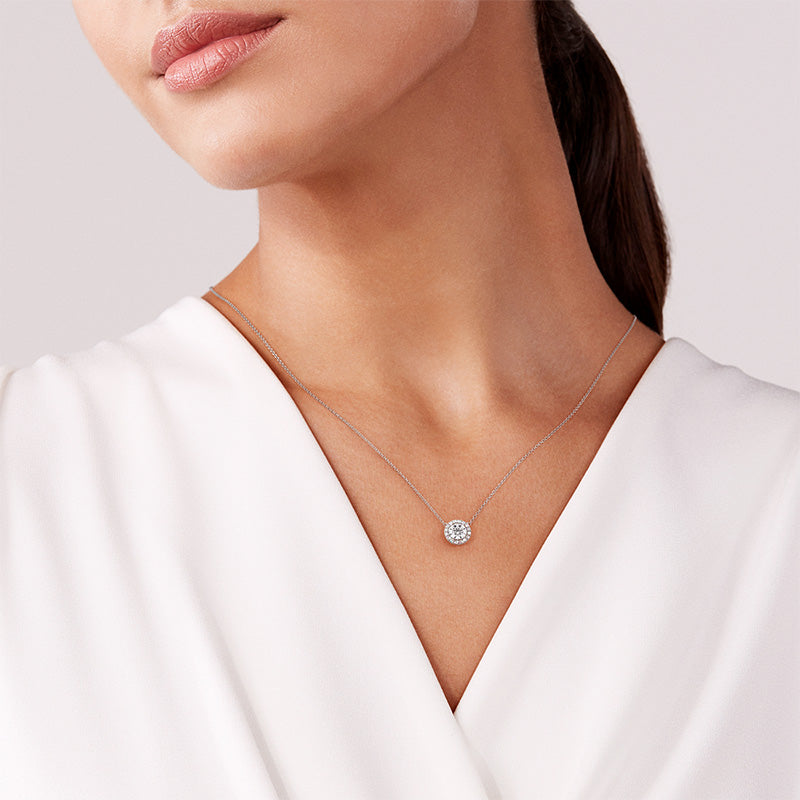 Forevermark Classic Halo Diamond Pendant