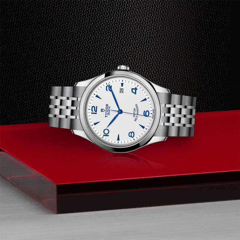 TUDOR 1926 91650 67070 WH 3