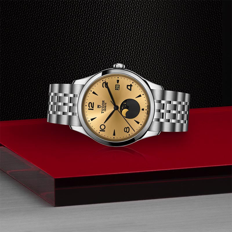 TUDOR 1926 Luna M91560-0001