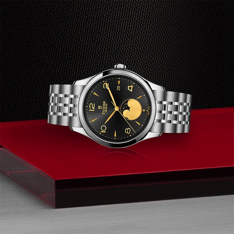 TUDOR 1926 Luna M91560-0003