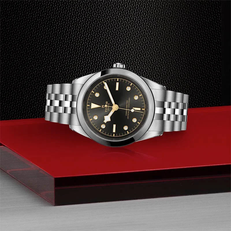 TUDOR Black Bay 41 M79680-0004