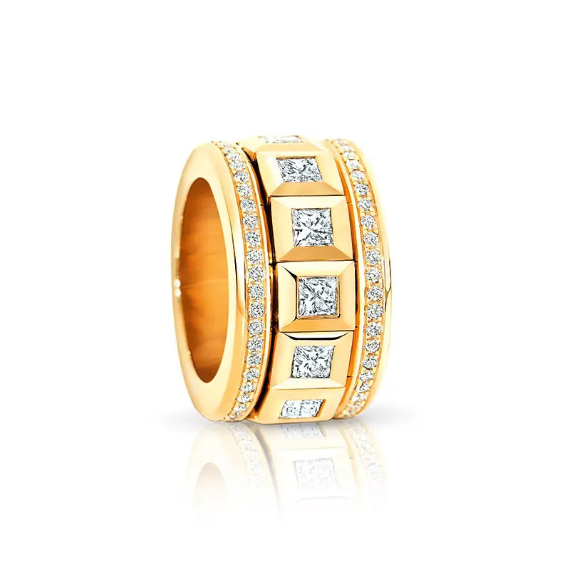 Tamara Comolli Curriculum Vitae Yellow Gold & Diamond Ring