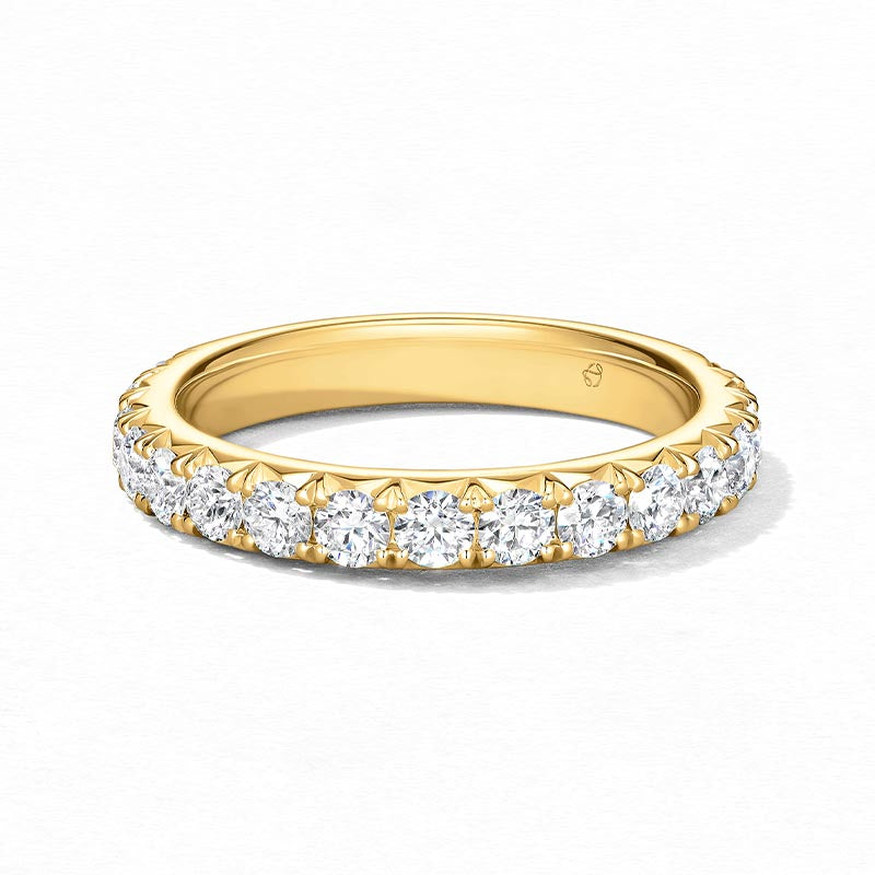 Hearts on Fire Vela Yellow Gold French Pavé Diamond Band