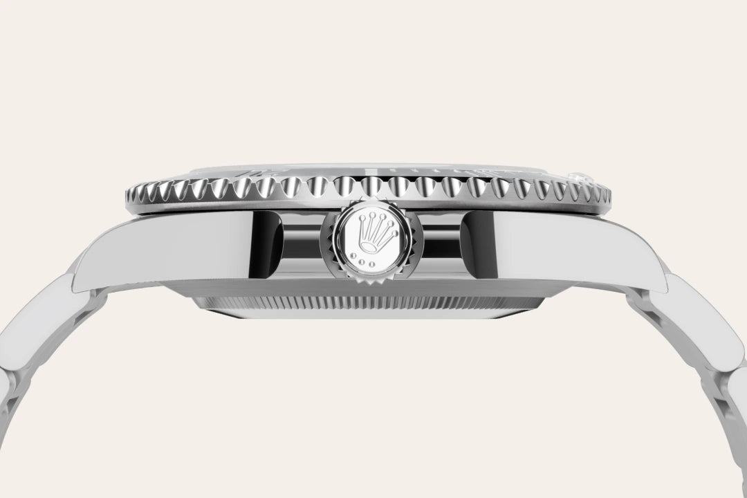 Rolex Submariner in Oystersteel, M124060-0001 - Knar Jewellery
