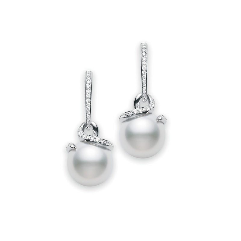 Mikimoto-Twist-Drop-White-Akoya-Pearl-and-Diamond-Earrings-MIK00920_Style-No-PEA1054NDW